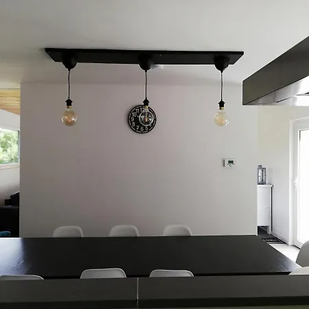 Vila L'endroit Oublie Spa